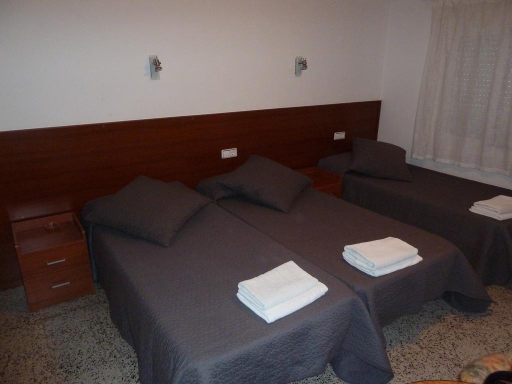 Отель Restaurant Fonda Giralt Amer Номер фото